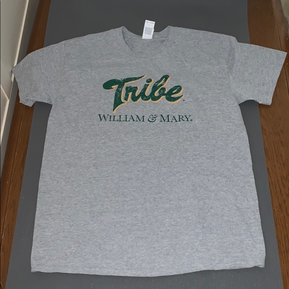 ❤️William and Mary Tribe Shirt Men’s L